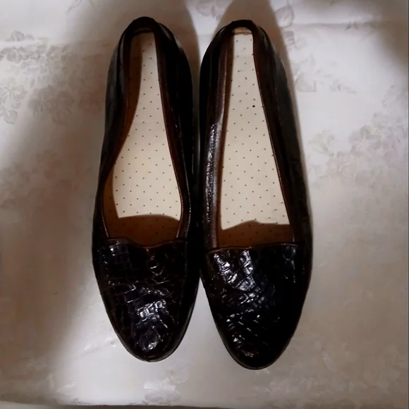 Vero Cuoio Brown Crocodile Pattern Loafers Teyana Brown Croco-Print Leather Loafers - Made in Italy - POEVE main image 2